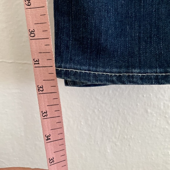 True Religion Skinny with Flap Pocket Natural Sin. - Picture 12 of 12